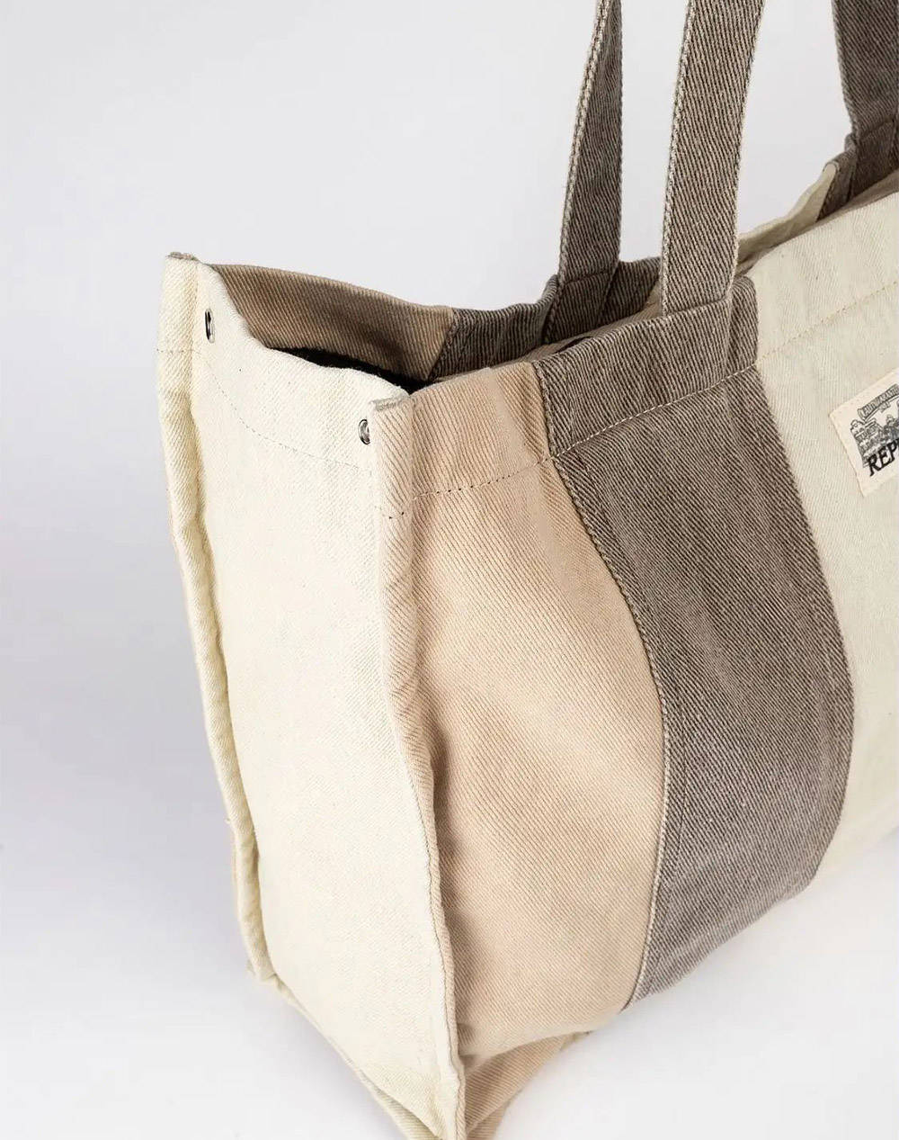 REPLAY BAG (Размери: 49 x 36 x 14см)