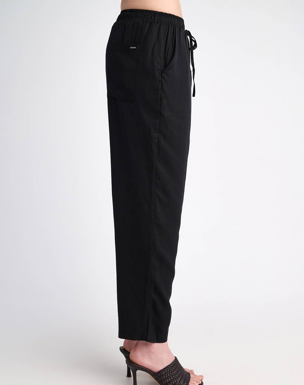 STAFF Jule Pant