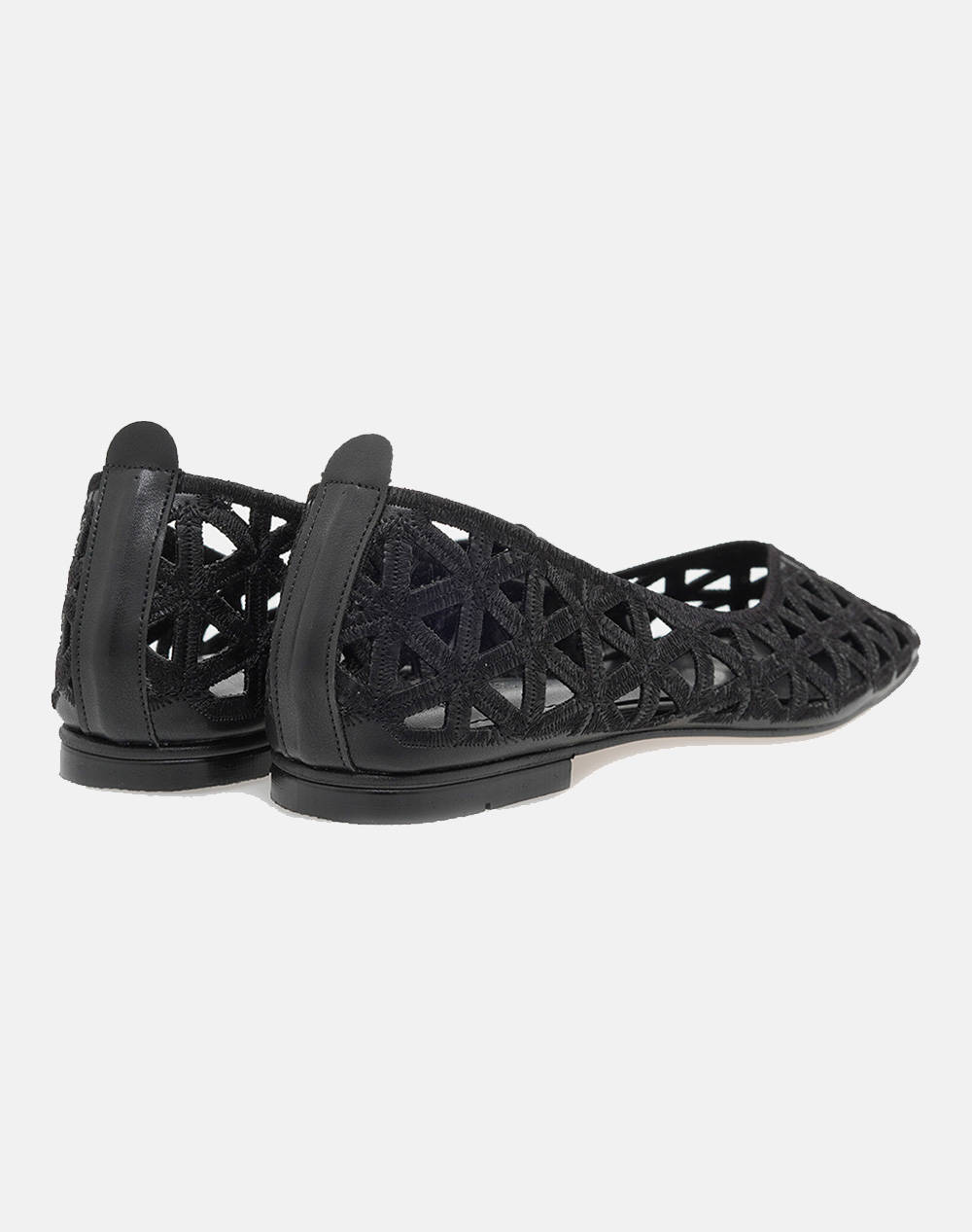 LARA CONTE MADRID FLATS