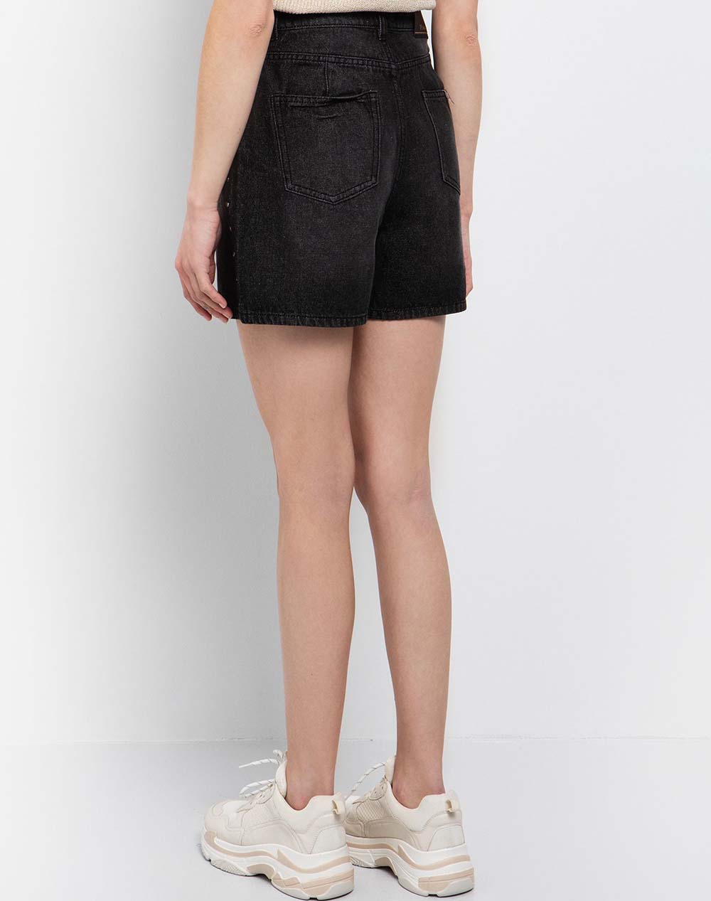 TOI&MOI SHORTS