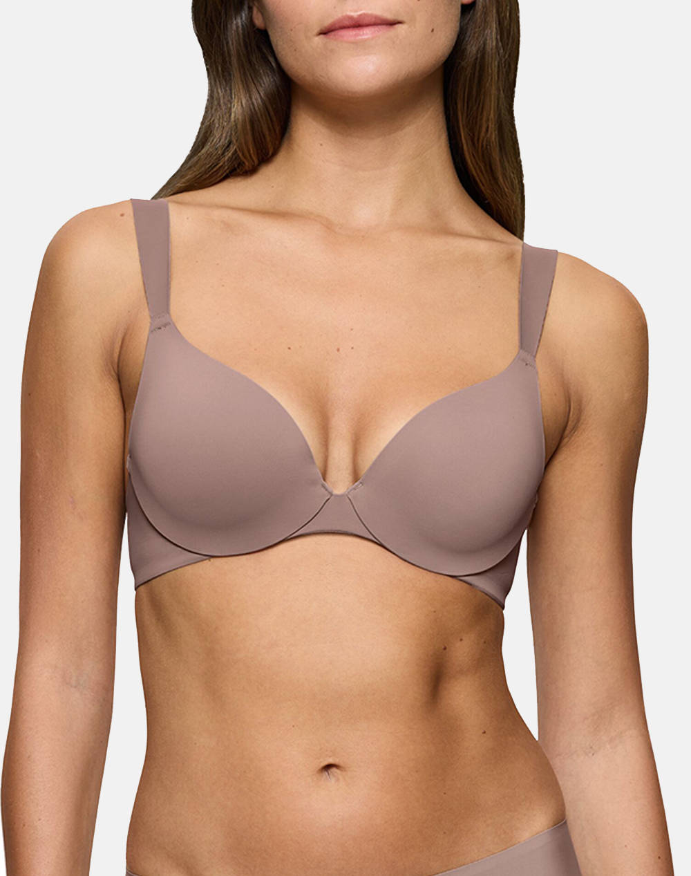TRIUMPH Body Make-Up Illusion WP EX