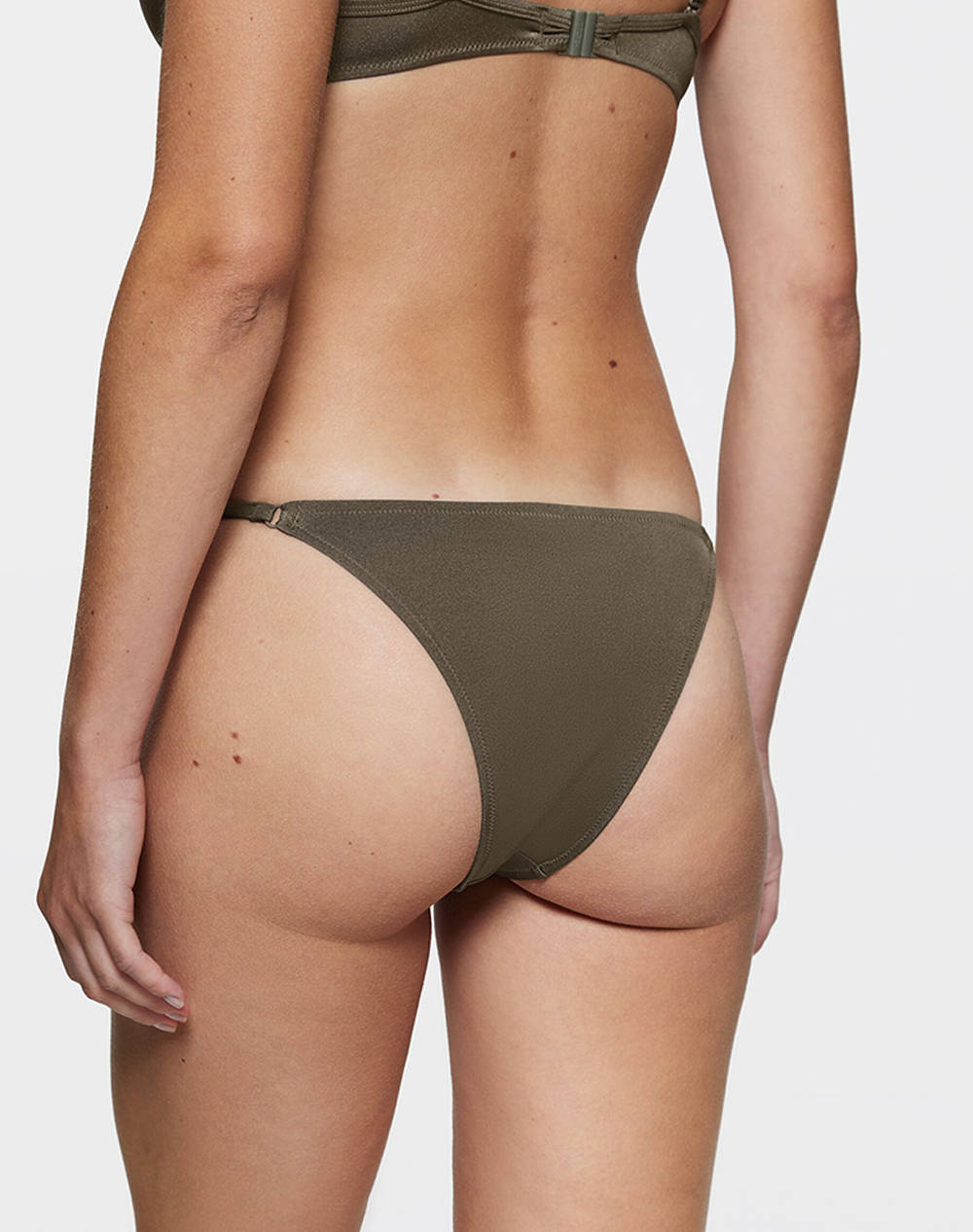 TRIUMPH Midnight Swim Rio