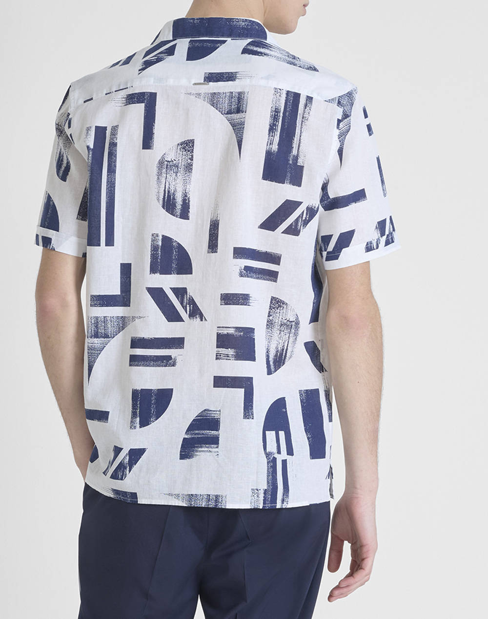 ANTONY MORATO MMSS00171FA430643 MIN OF 6 SHIRT HONOLULU REGULAR STRAIGHT FIT IN PRINTED COTTON LINEN BLEND FABRIC WITH LOGOED METAL BADGE МЪЖКА БЛУЗА
