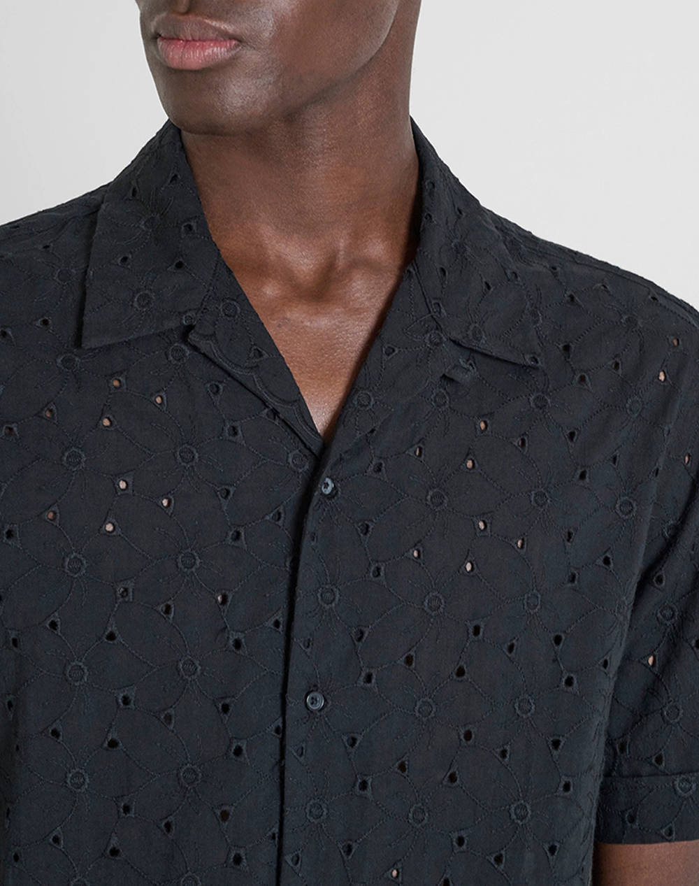 ANTONY MORATO MMSS00189FA440059 MIN OF 6 SHIRT HONOLULU RELAXED STRAIGHT FIT IN EMBROIDERED POPELINE COTTON FABRIC WITH LOGOED METAL BADGE РИЗА ЗА МЪЖЕ