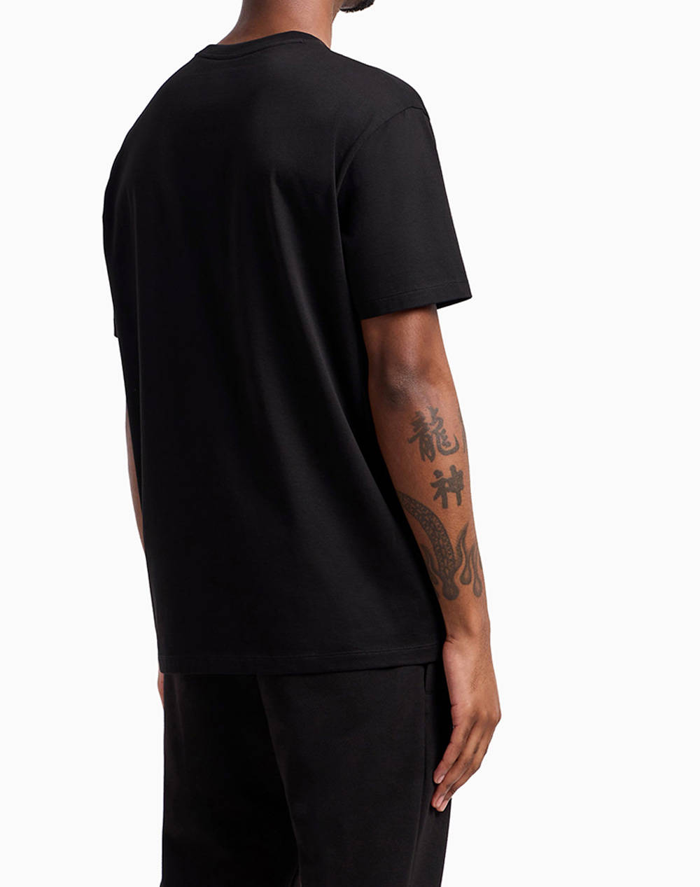 ARMANI EXCHANGE T-SHIRT