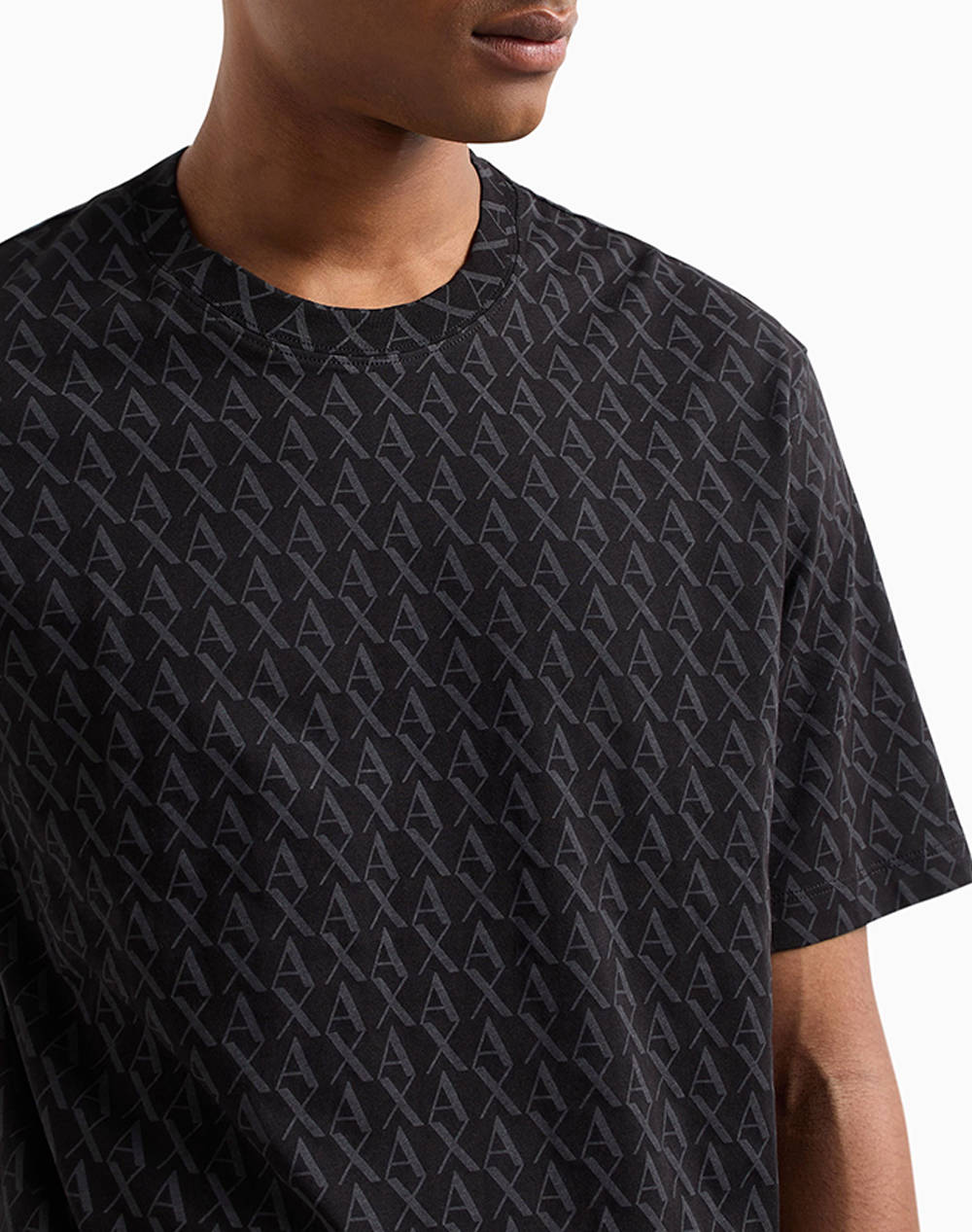 ARMANI EXCHANGE T-SHIRT