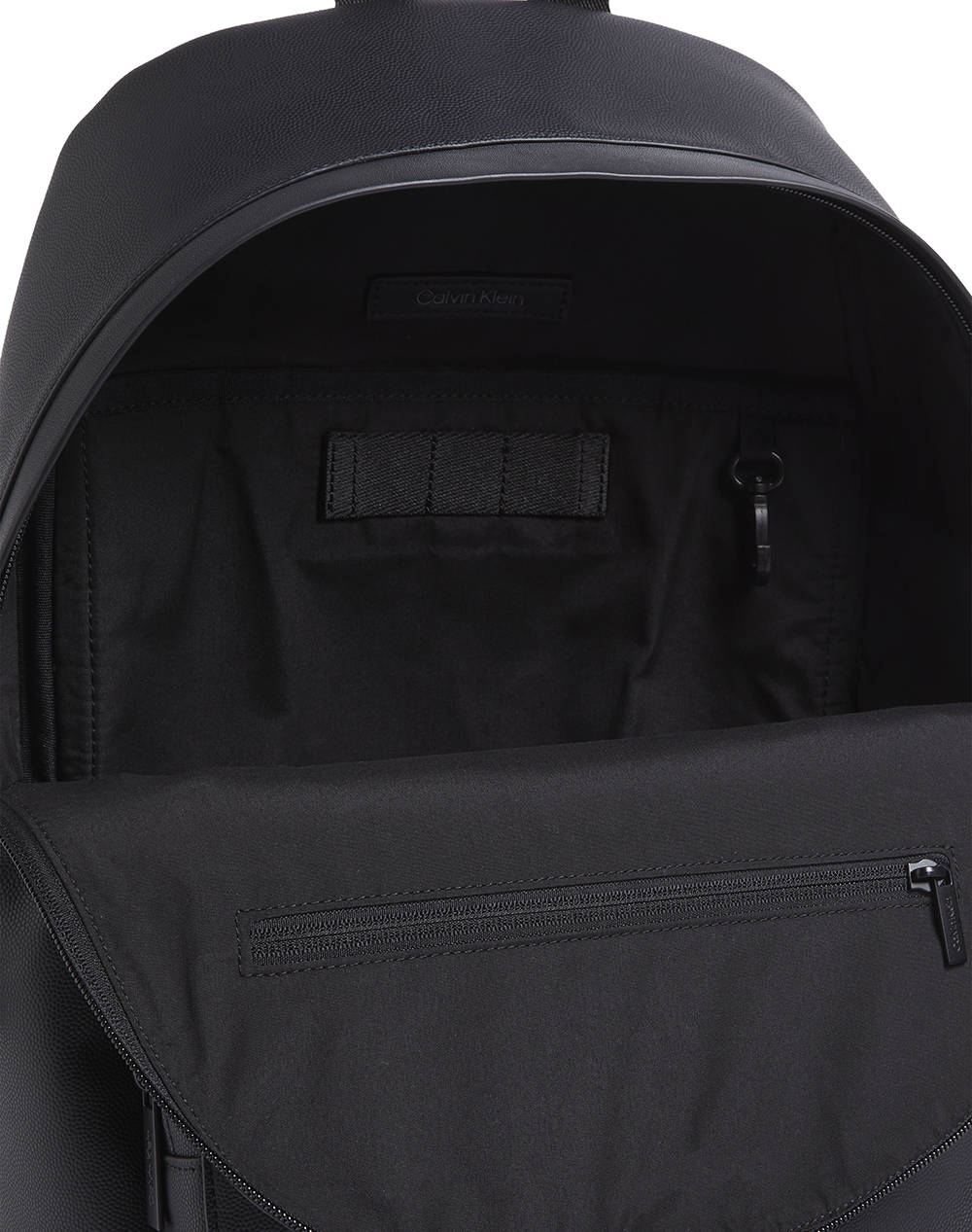 CALVIN KLEIN JEANS CK MUST ROUND BP (Размери: 28.5 x 43 x 22см.)