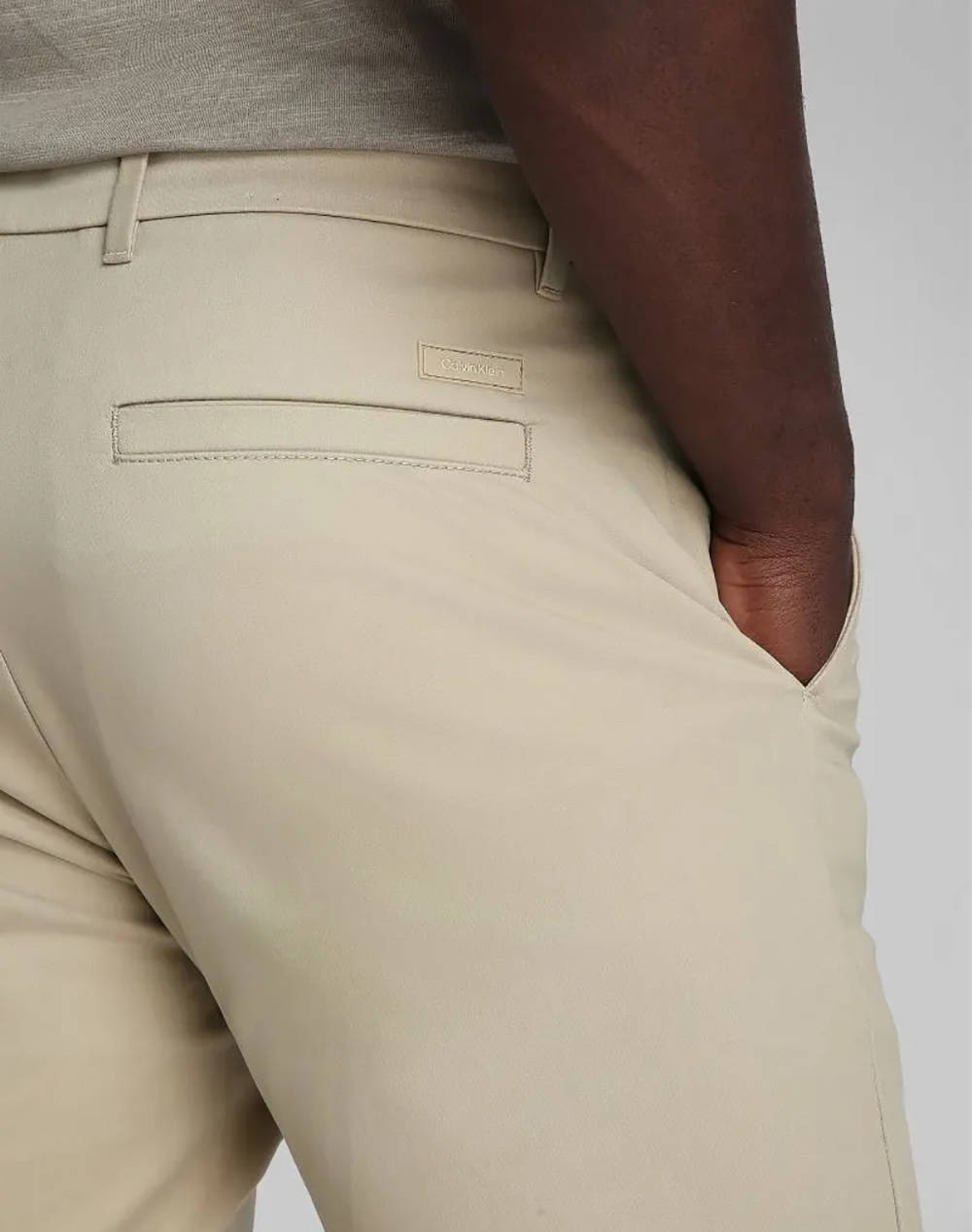 CALVIN KLEIN SATEEN STRETCH SLIM CHINO