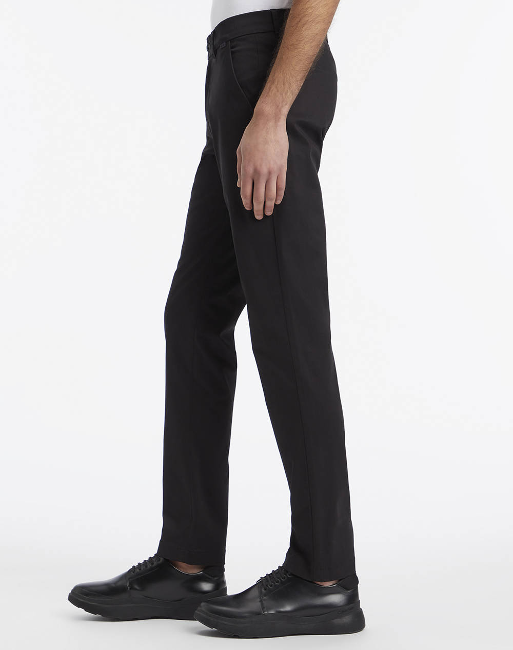 CALVIN KLEIN SATEEN STRETCH SLIM CHINO