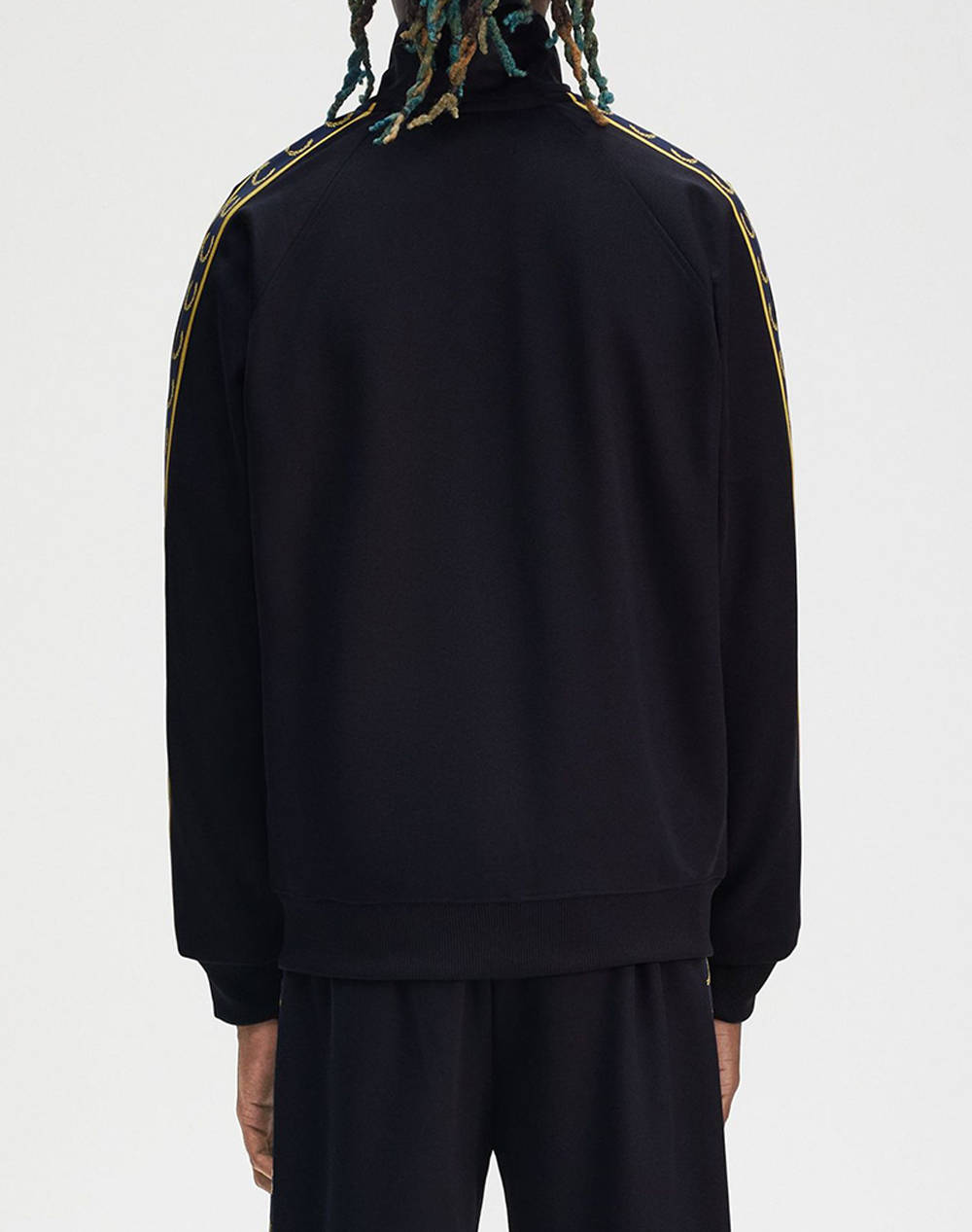 FRED PERRY ЯКЕ FRED PERRY