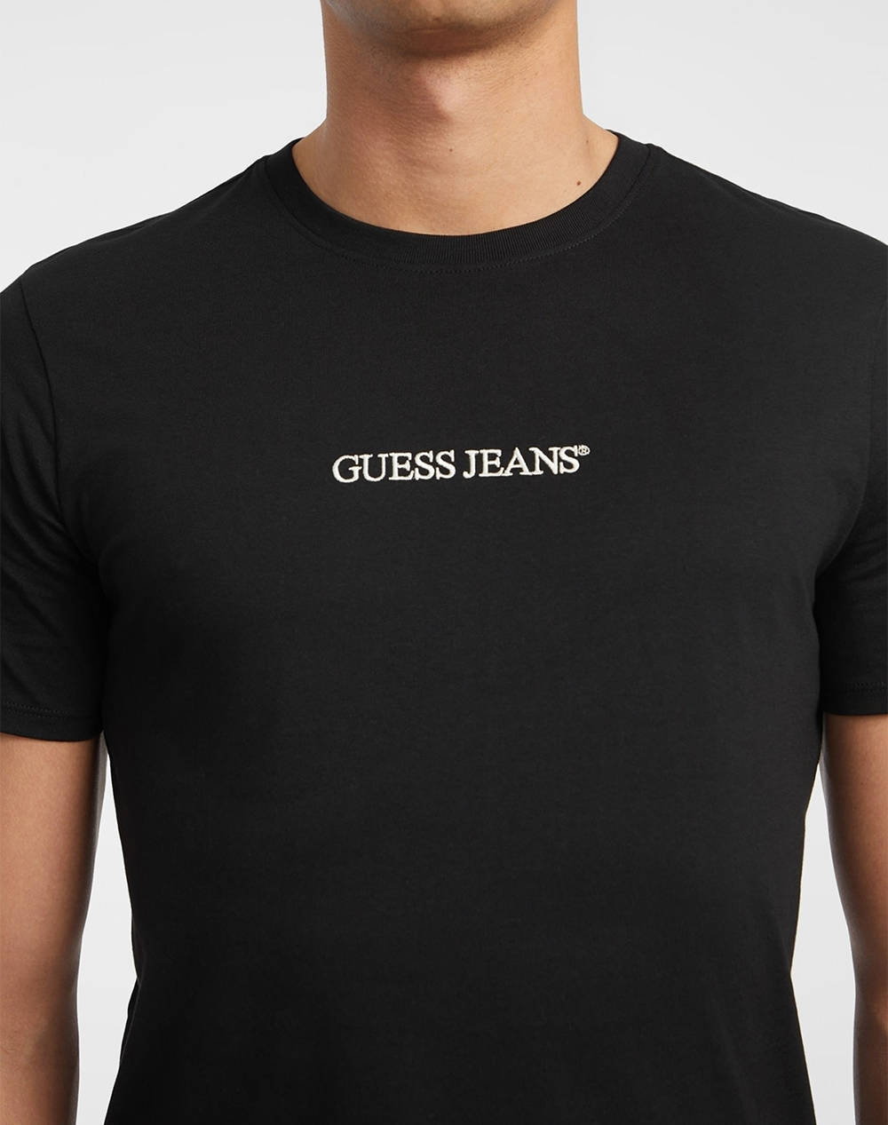 GUESS JEANS GJ SS CN SLIM LOGO EMBRO TEE МЪЖКА ТЕНИКСА