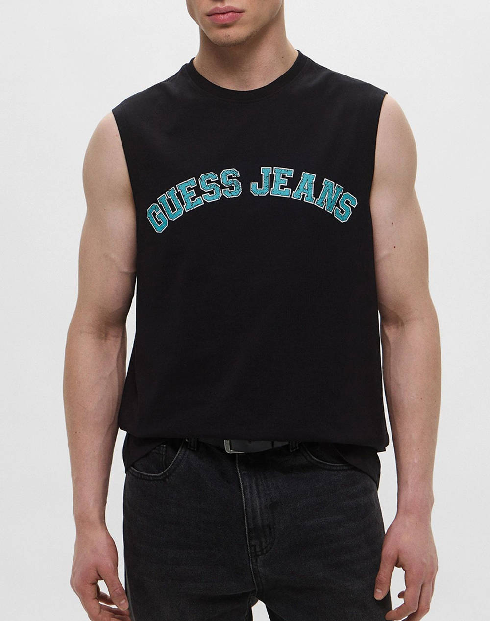 GUESS JEANS GJ MUSCLE COLLEGIATE - ORGANIC COTTON 160GSM МЪЖКА ТЕНИСКА