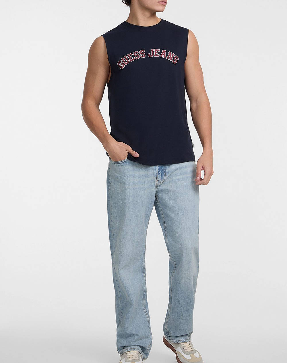 GUESS JEANS GJ MUSCLE COLLEGIATE - ORGANIC COTTON 160GSM МЪЖКА ТЕНИСКА