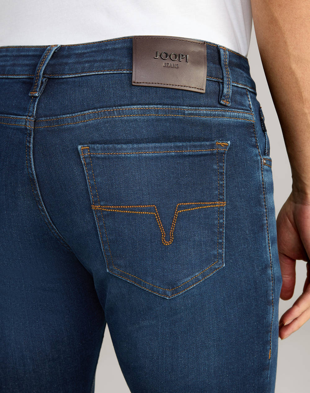 JOOP 15 Stephen_NOS 10014508 03