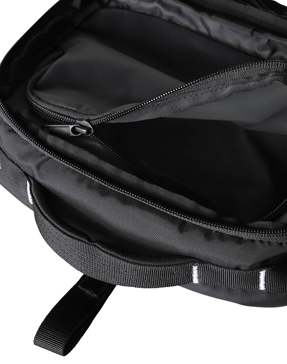 THE NORTH FACE BCV TOILETRY KIT TNF (Размери: 23.5 x 16.5 x 8.3см.)