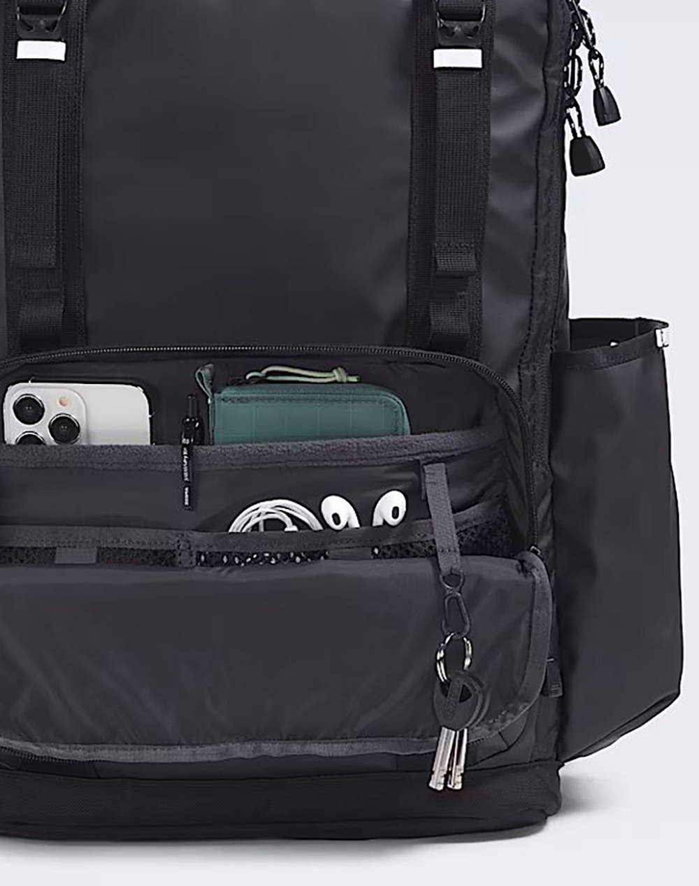 THE NORTH FACE BASE CAMP DAYPACK TNF (Размери: 31 x 16 x 46см.)