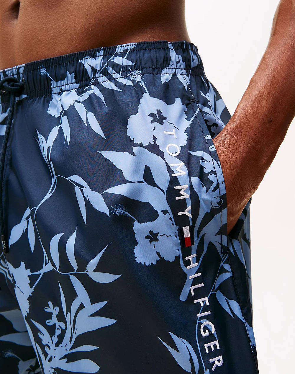 TOMMY HILFIGER MEDIUM DRAWSTRING PRINT