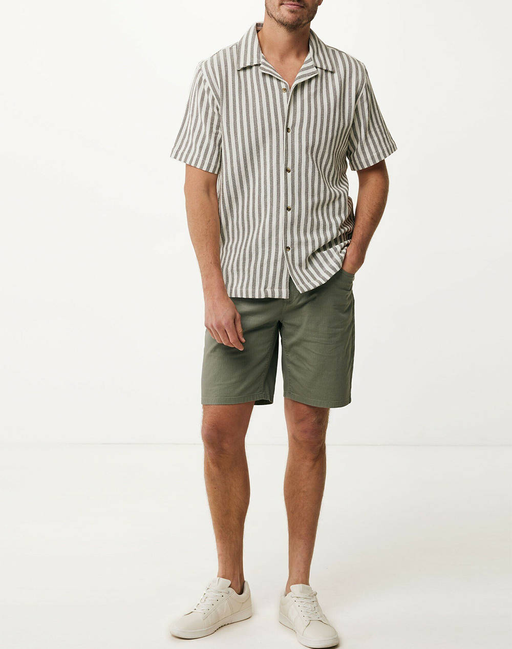 MEXX Allover print chino shorts
