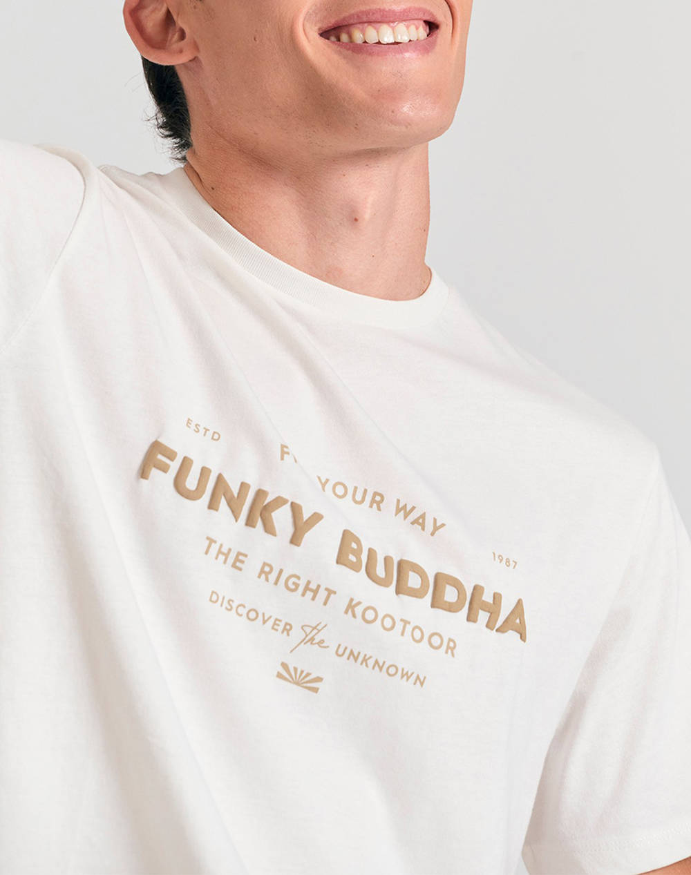 FUNKY BUDDHA Мъжка блуза с къс ръкав и печат