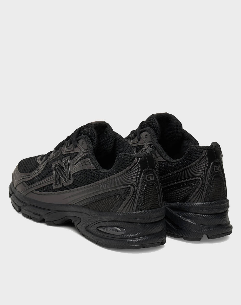 NEW BALANCE 740 - SHOE CLASSICS