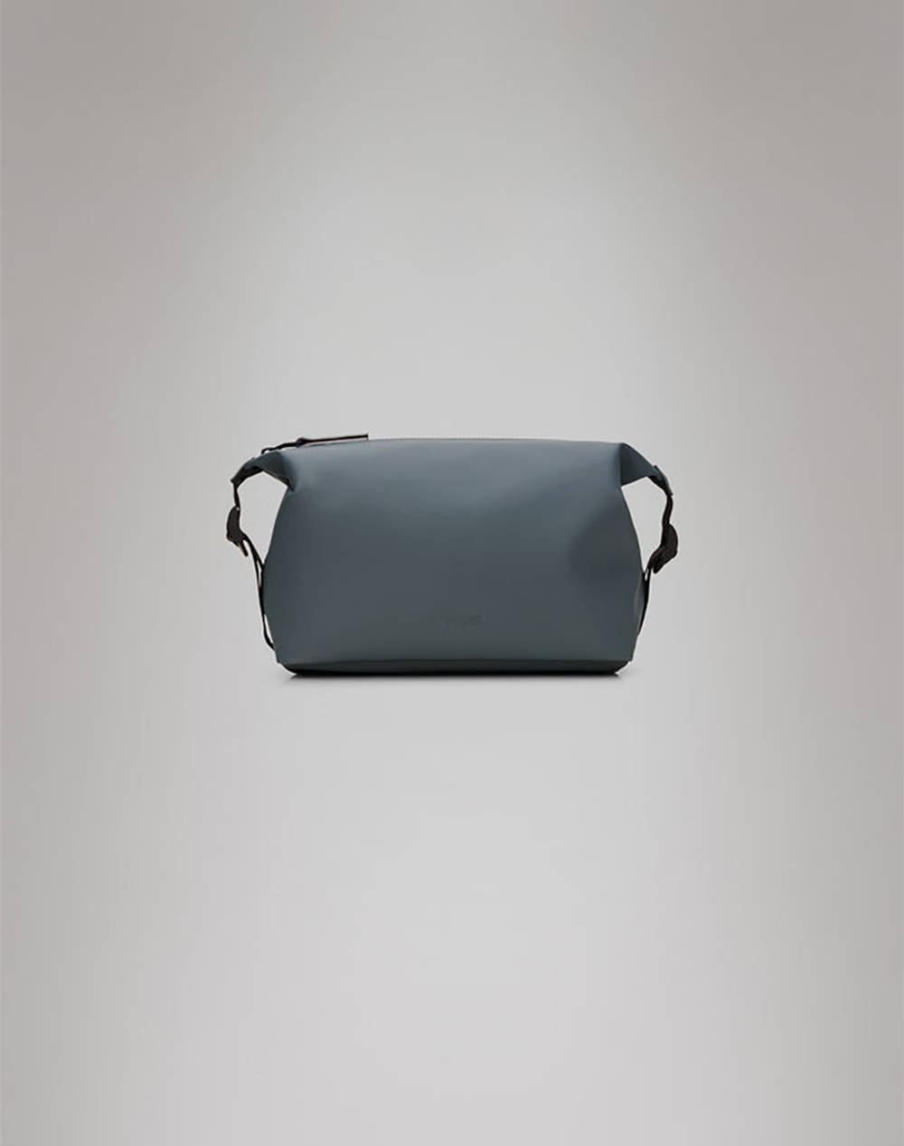 RAINS Hilo Wash Bag W3 (Размери: 18 x 12 x 26см.)