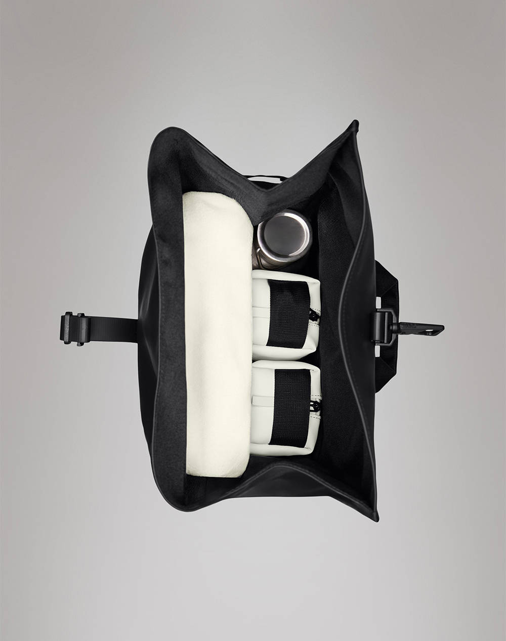 RAINS Rolltop Rucksack Large W3 (Размери: 63 x 14 x 32см.)