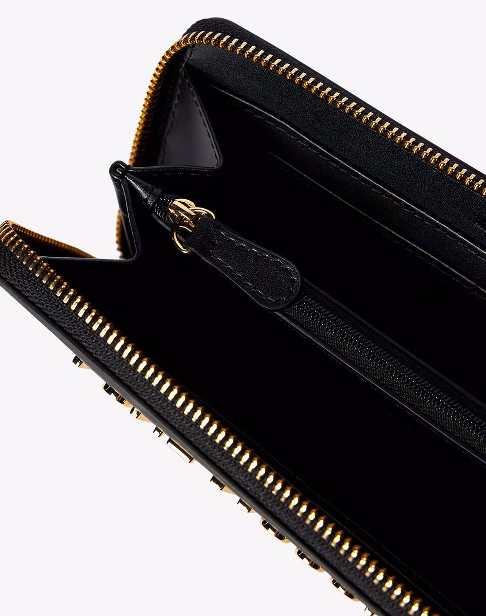 LOVE MOSCHINO ПОРТФЕЙЛ (Размери: 19 x 10 x 2см.)