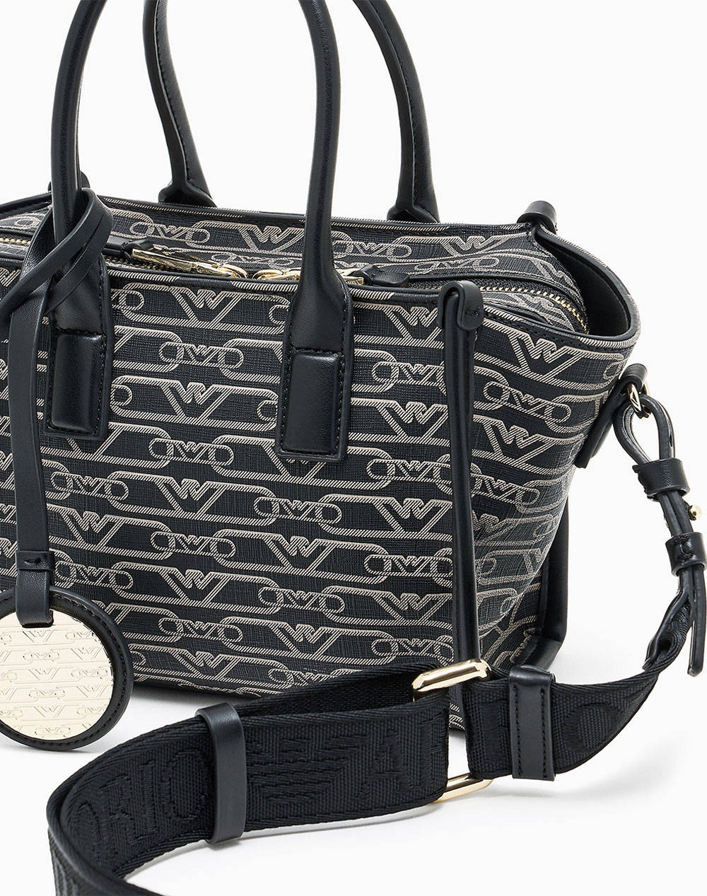 EMPORIO ARMANI SHOPPING BAG (Размери: 28.5 x 10 x 15.5 см.)