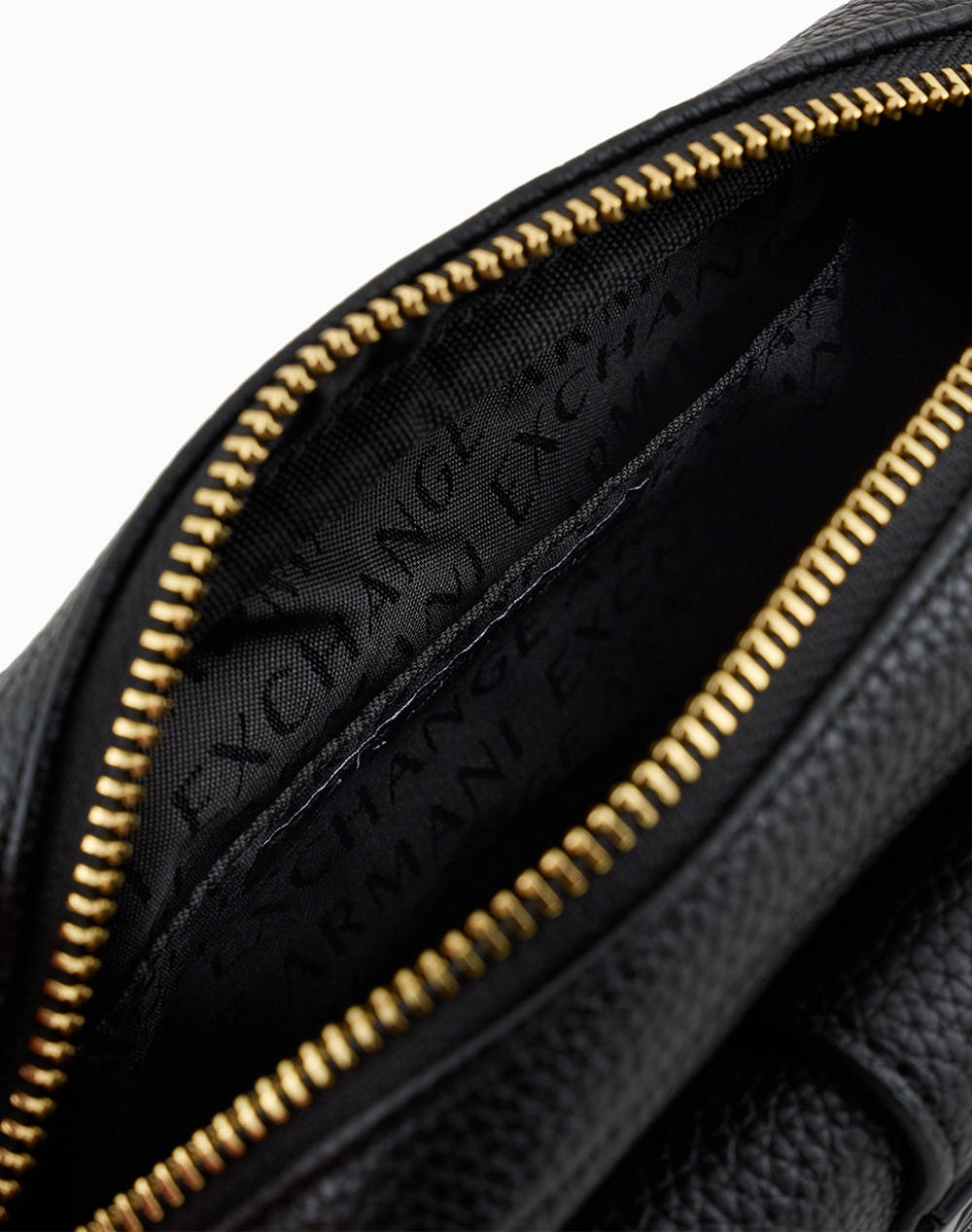 ARMANI EXCHANGE MESSENGER BAG (Размери: 18 x 4 x 11см.)