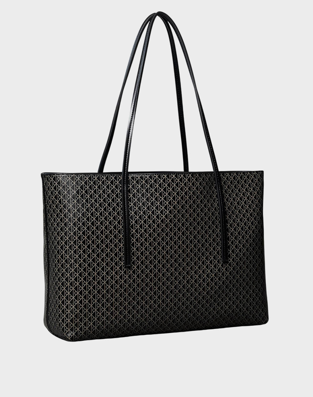 CALVIN KLEIN JEANS AOP TOTE W/ POUCH ON STRAP (Размери: 39 x 28 x 13см.)
