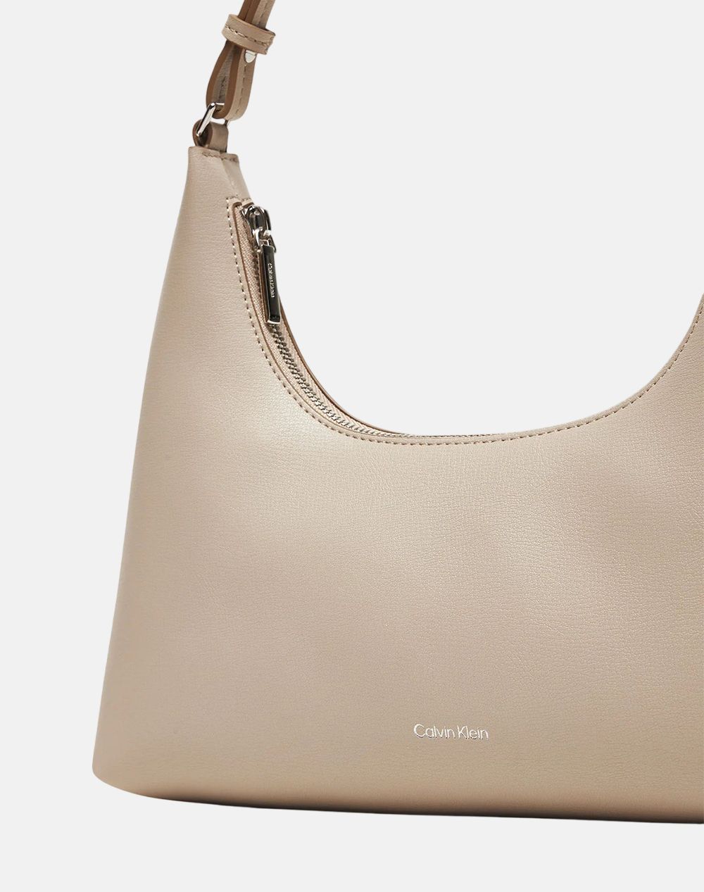 CALVIN KLEIN JEANS FOIL LOGO SHOULDER BAG (Размери: 30.5 x 13 x 7.5см.)