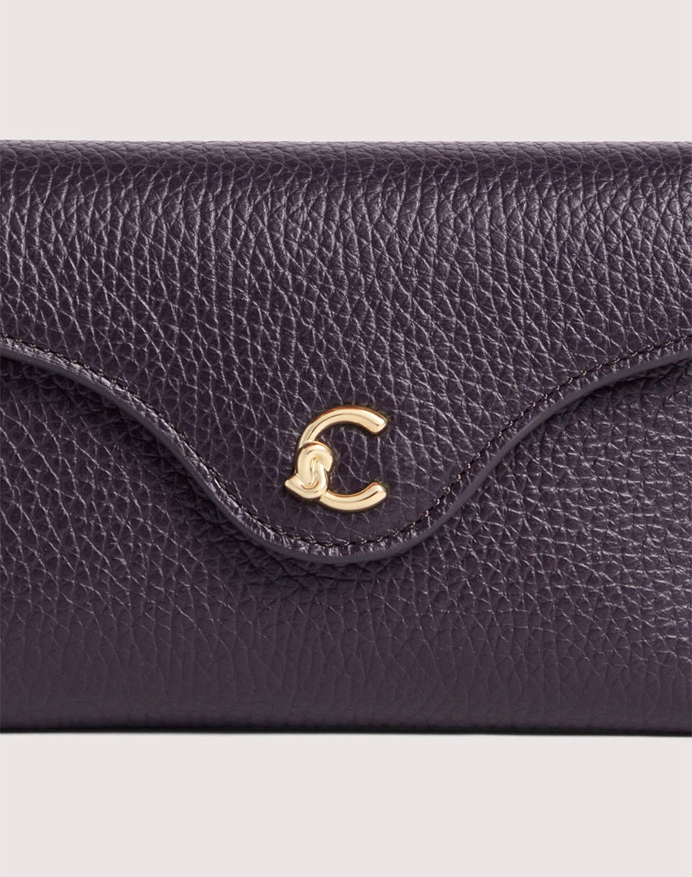 COCCINELLE ПОРТФЕЙЛ (Размери: 14x10см.)