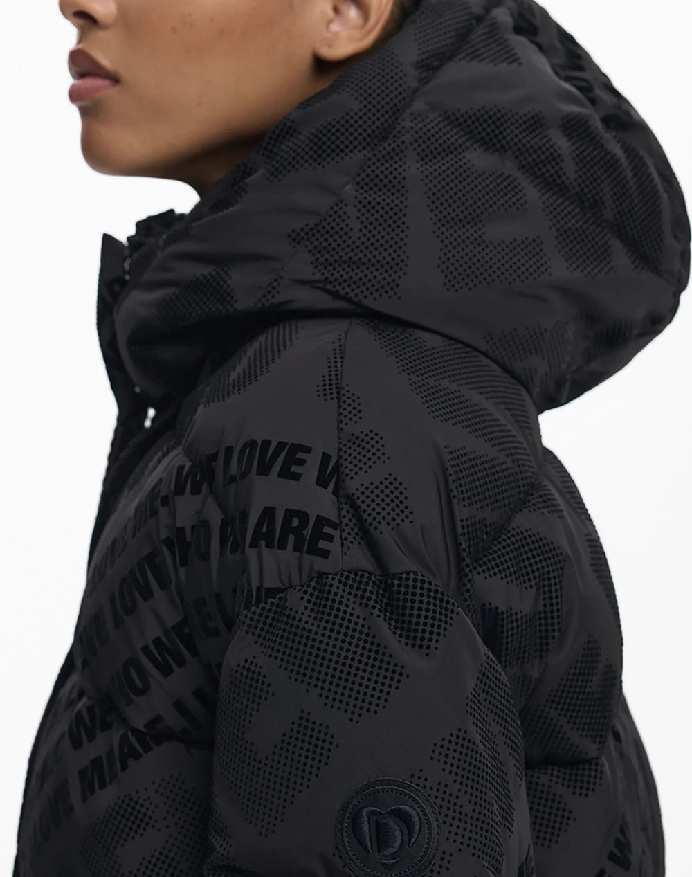 DESIGUAL PADDED_CADERA_FLOCK ДАМСКО ЯКЕ