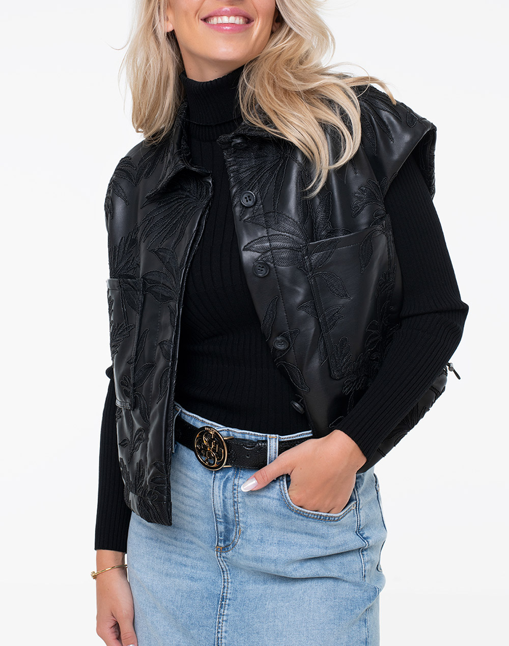 GUESS CHANTAL PU EMBRO VEST ДАМСКО ЯКЕ