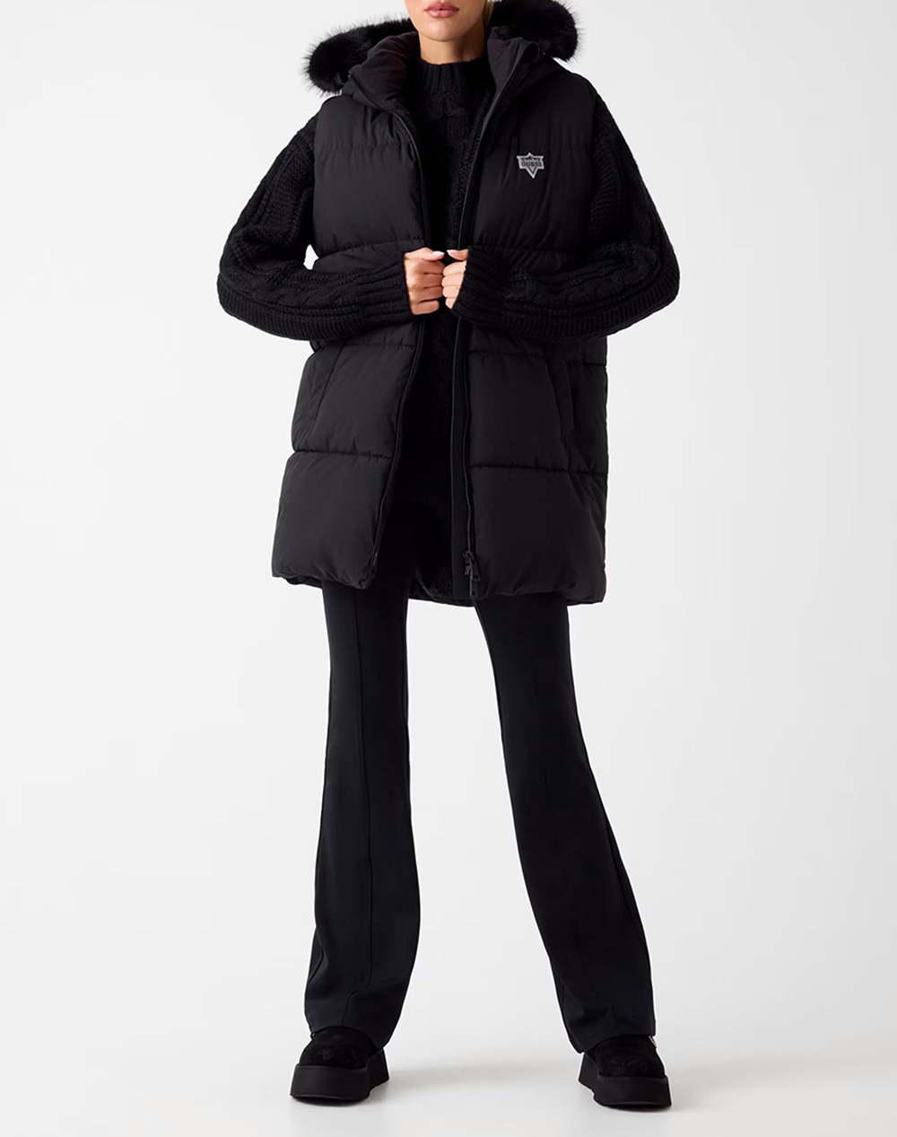 GUESS KATRINA SKI HOODY VEST ДАМСКО ПАЛТО