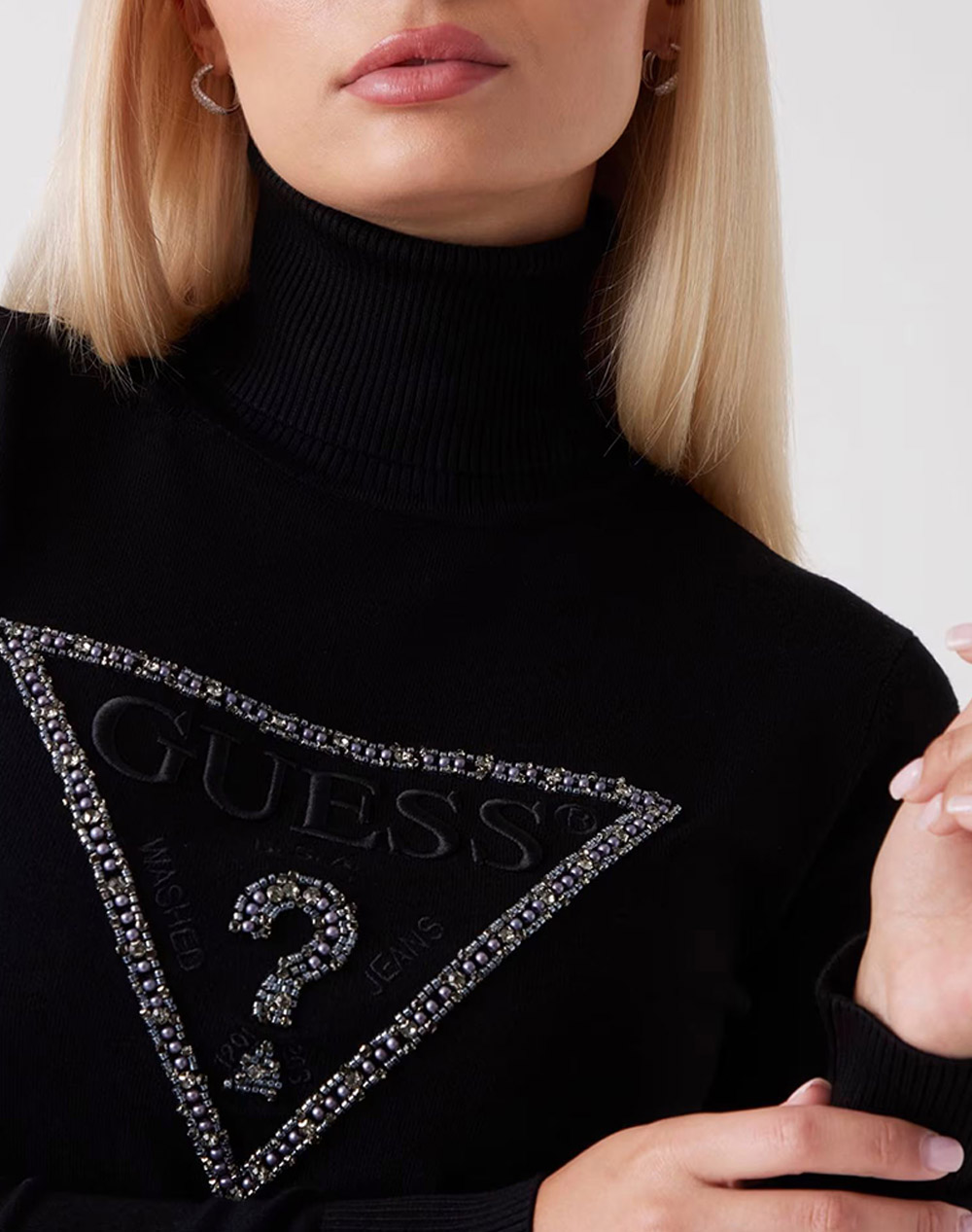 GUESS LS TN MELANIE TRIANGLE LOGO SW ПЛЕТЕНИ ДАМСКИ ДРЕХИ