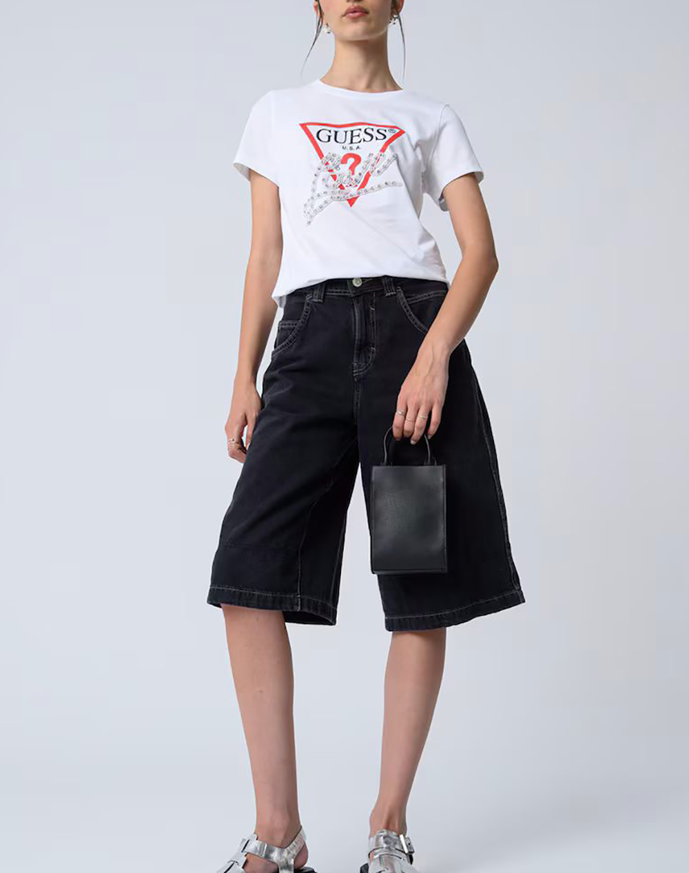 GUESS SS CN PEARLS LOVE TRIANGLE TEE ДАМСКА БЛУЗА