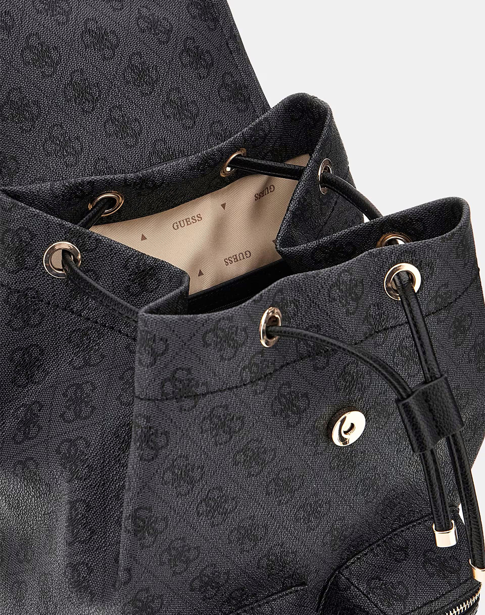 GUESS MANHATTAN II FLAP BACKPACK WOMENS BAG