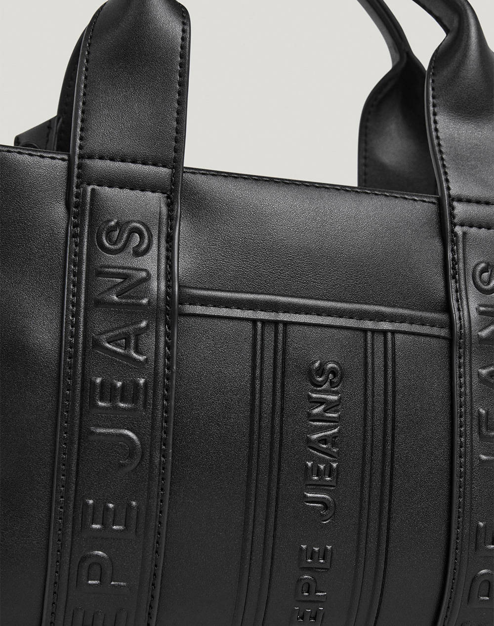 PEPE JEANS DROP 2 ZADIE MARREL ДАМСКА ЧАНТА (Размери: 10.5 x 26 x 18см.)