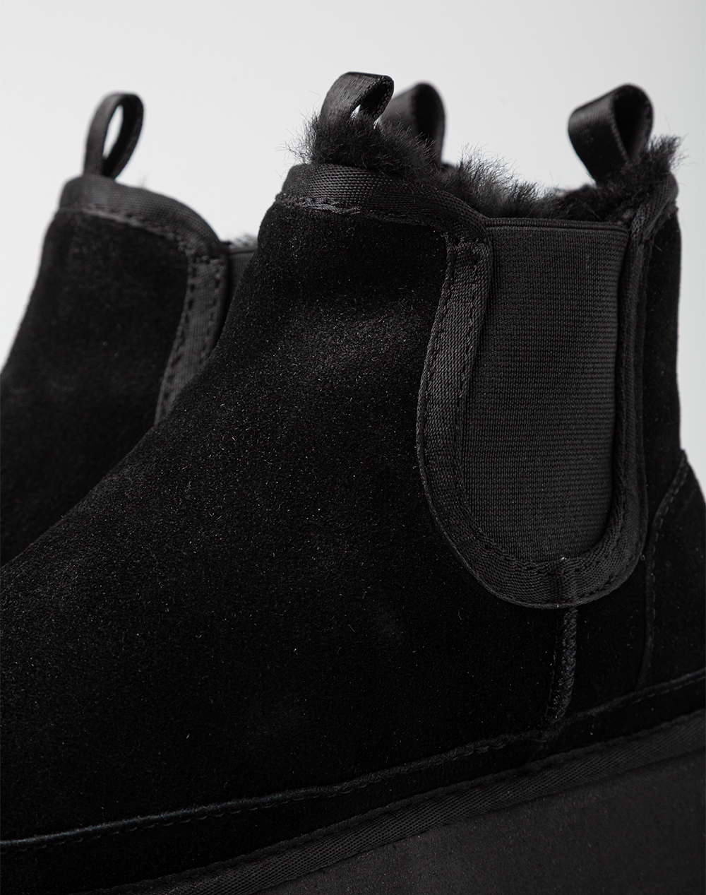 SUPERDRY GIA MOQS 1000/ MCQ 800 CHELSEA BOOTWOMENS SHOE