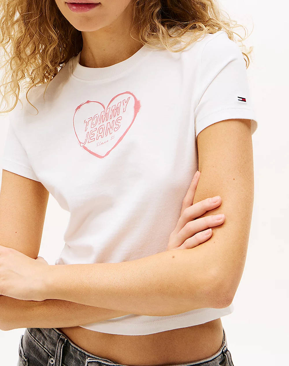 TOMMY JEANS TJW SLIM SH HEART TEE