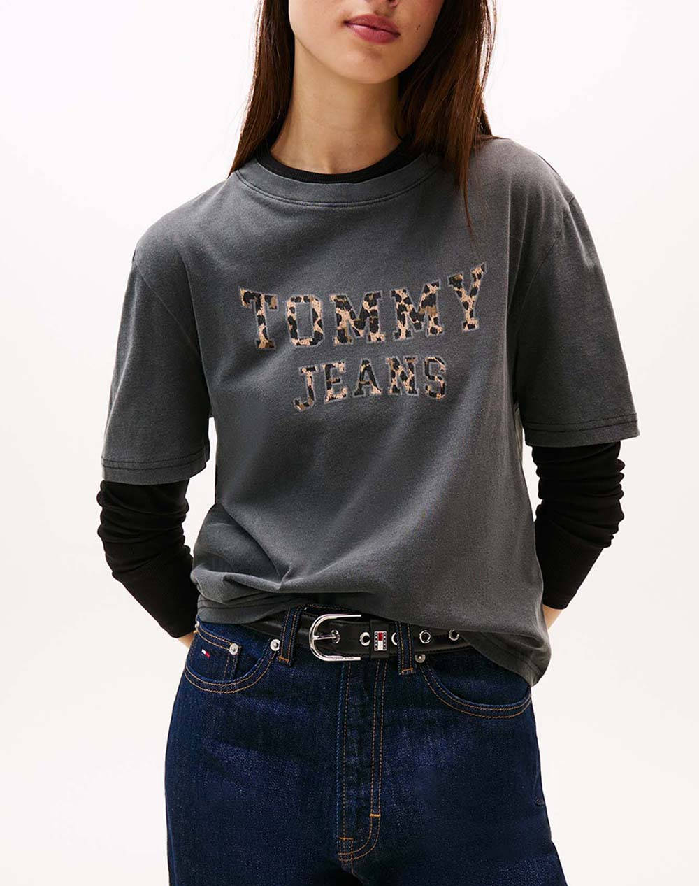 TOMMY JEANS TJW BXY LEOPARD VARSITY TEE