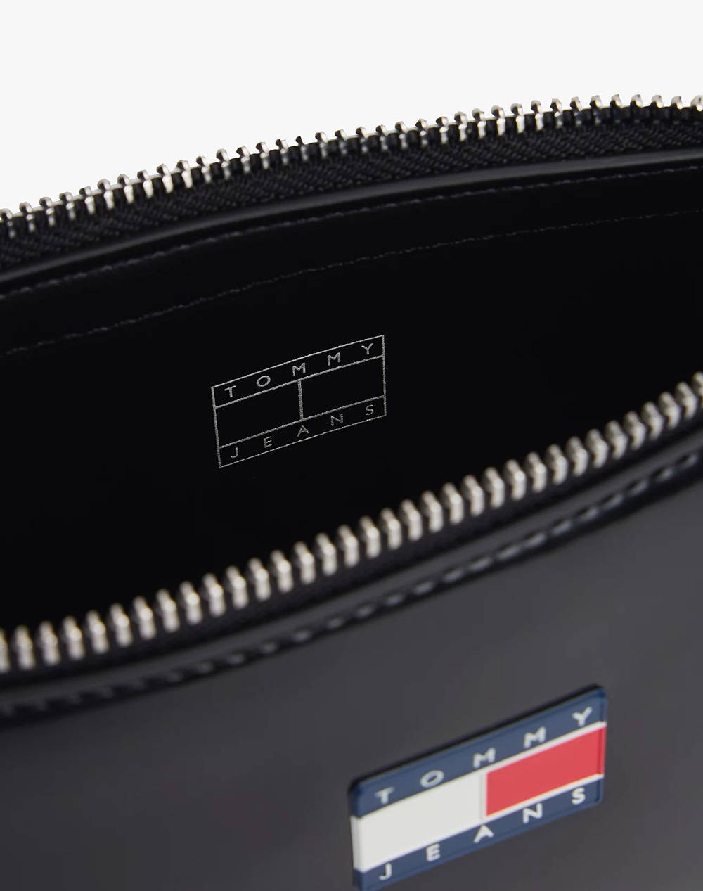 TOMMY JEANS TJW MUST SHOULDER BAG (Размери: 25.5 x 4.5 x 13см.)