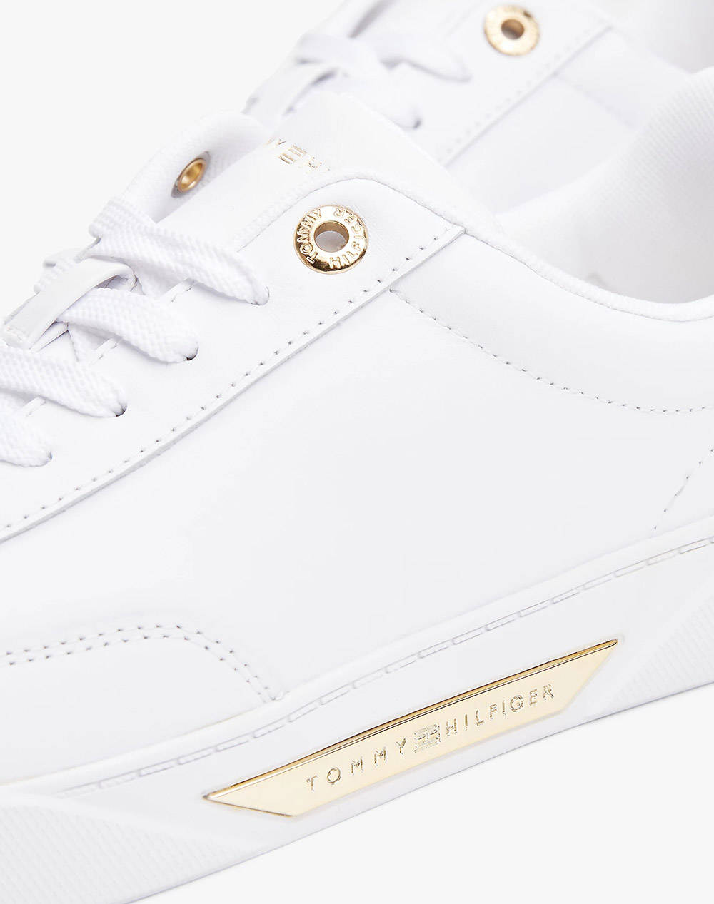 TOMMY HILFIGER ESSENTIAL CHIC COURT SNEAKER