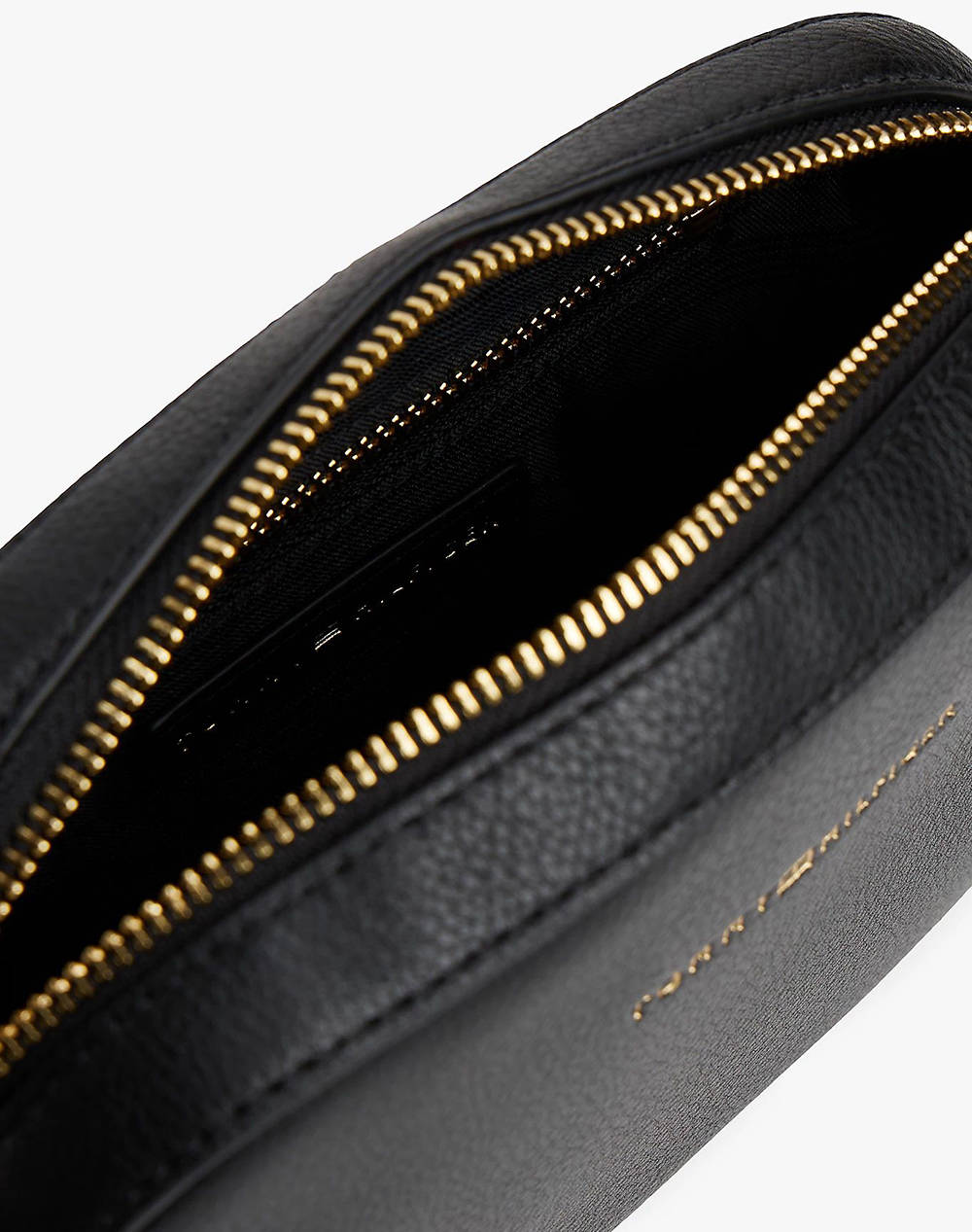 TOMMY HILFIGER TH LOGOTAPE CAMERA BAG (Размери: 19 x 13.5 x 5см.)