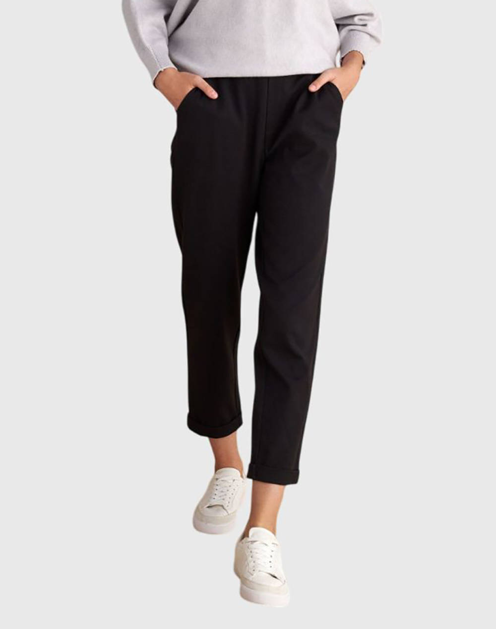 ATTRATTIVO ПАНТАЛОНИ