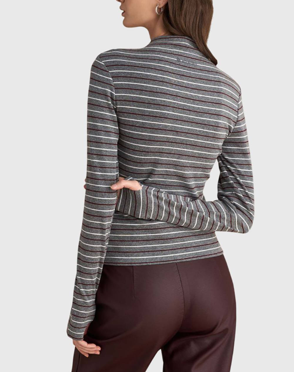 ATTRATTIVO БЛУЗА