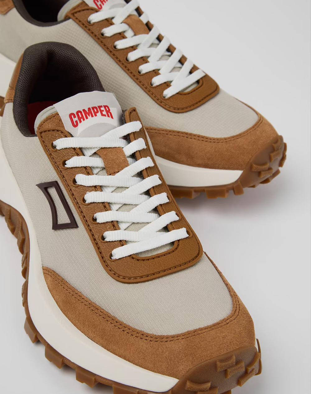 CAMPER Rug Area,Cam.Hely/DTrail Houston-Miel