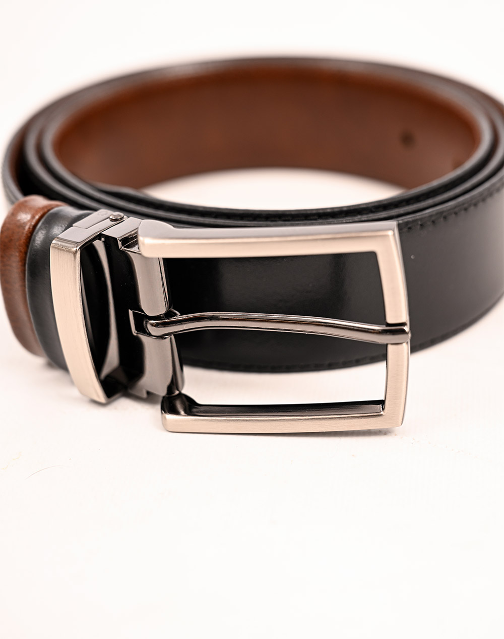 WILLIAM G. КОЛАН