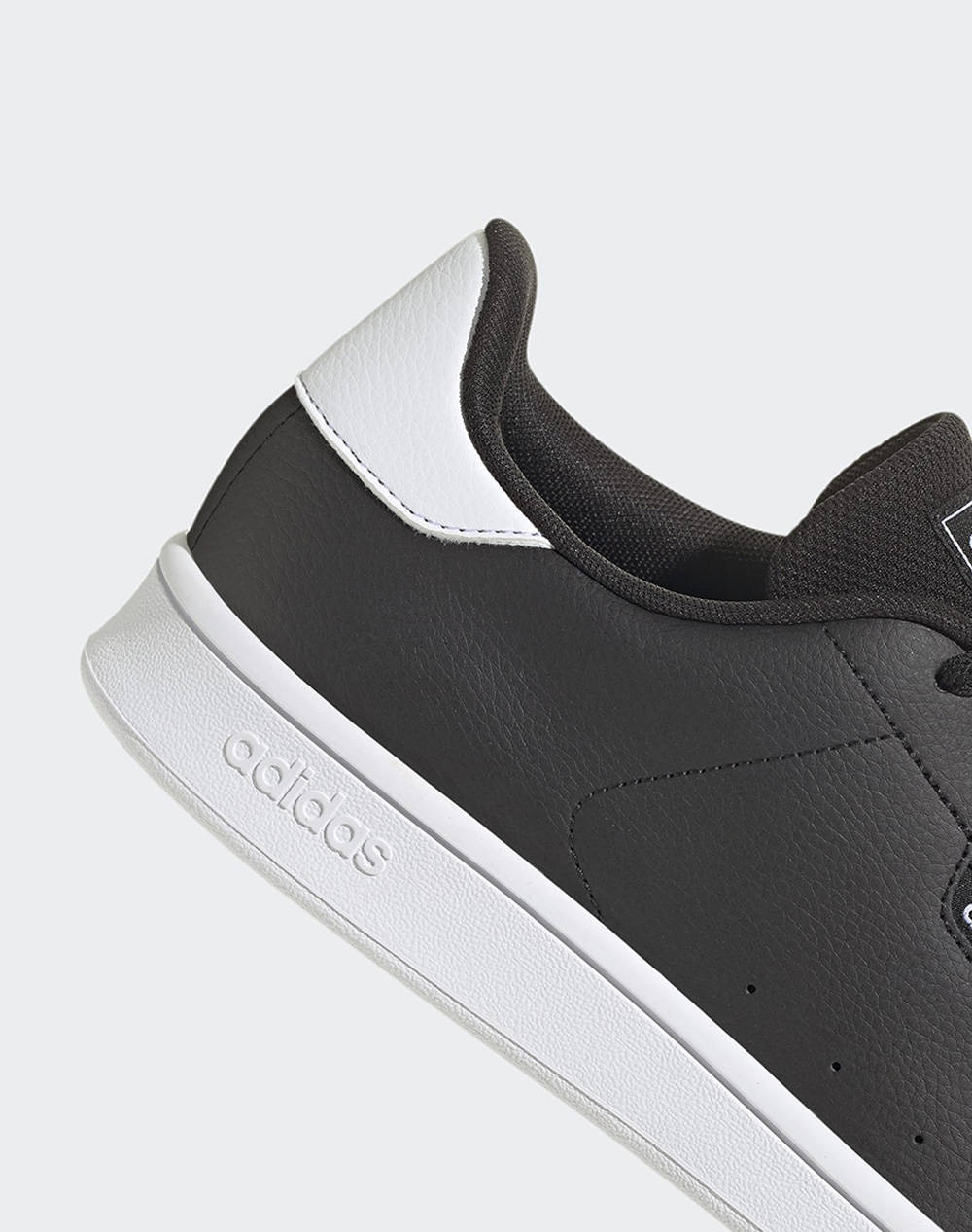 ADIDAS URBAN COURT